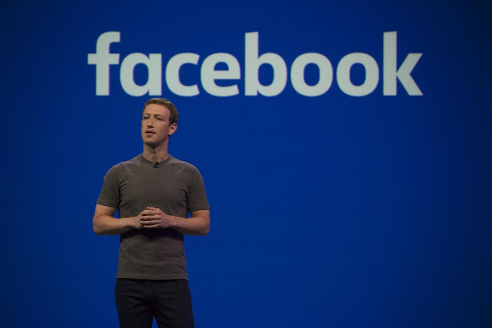 Marc Zuckerberg giving public speech